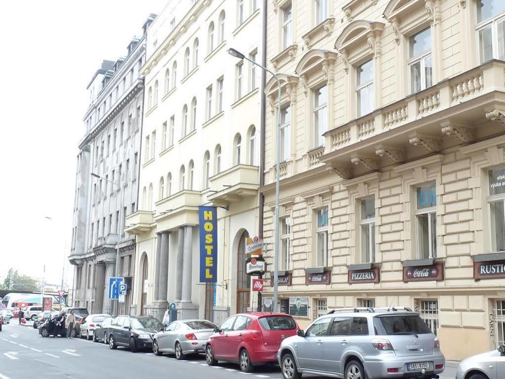 Ats Hostel Jednota Praga Exterior foto